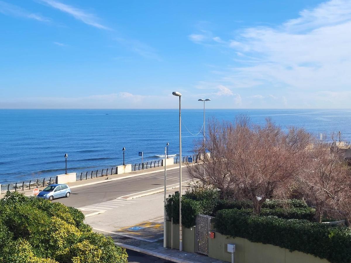 Casa Al Mare Ξενοδοχείο Μπάρι Εξωτερικό φωτογραφία